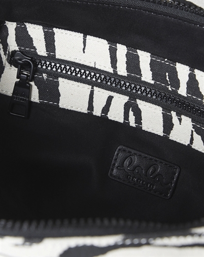 Lala Berlin - Small Skuldertaske Gili Printed Canvas - White Black Tiger